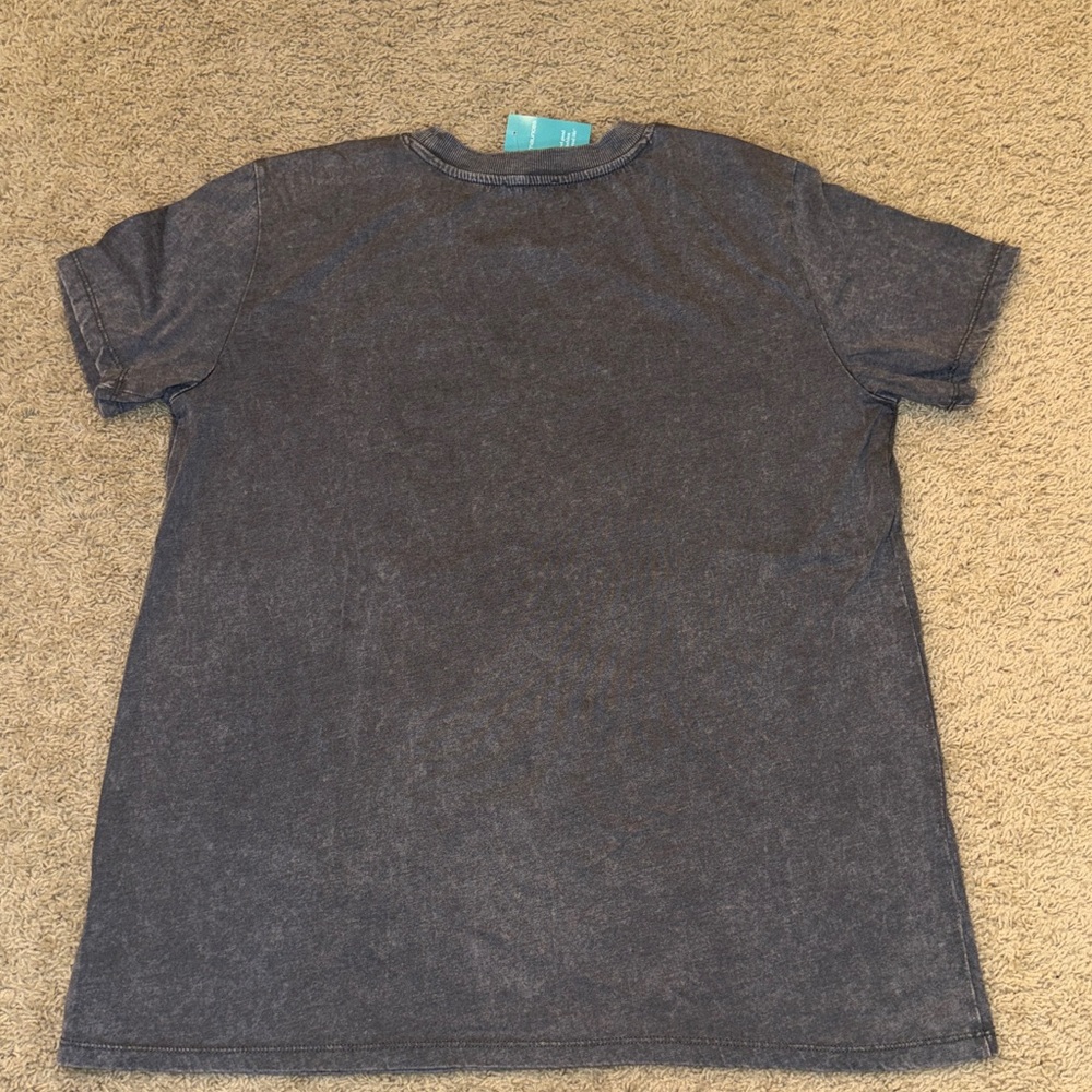 Maurices Women’s T-shirt Fun Graphic - Picture 7 of 8